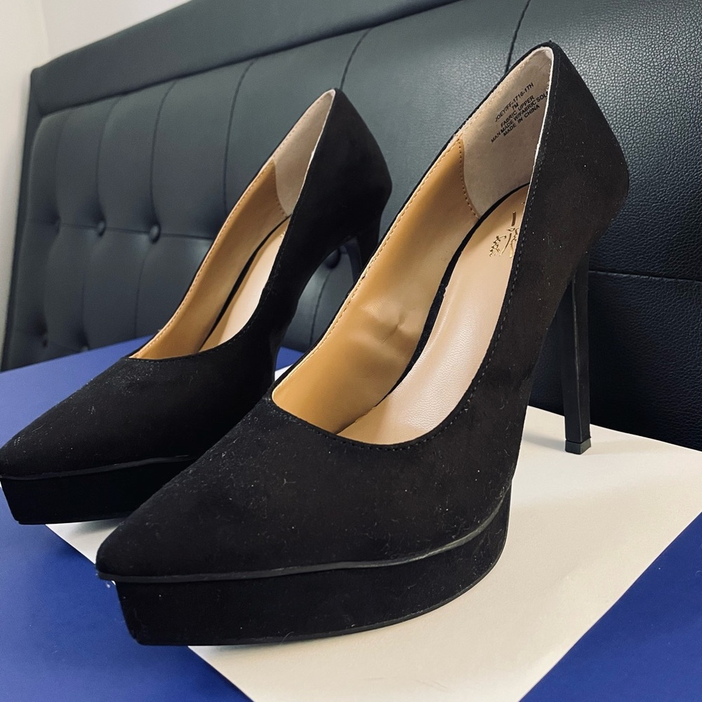 THALIA SODI Black Velvet Platform Pumps